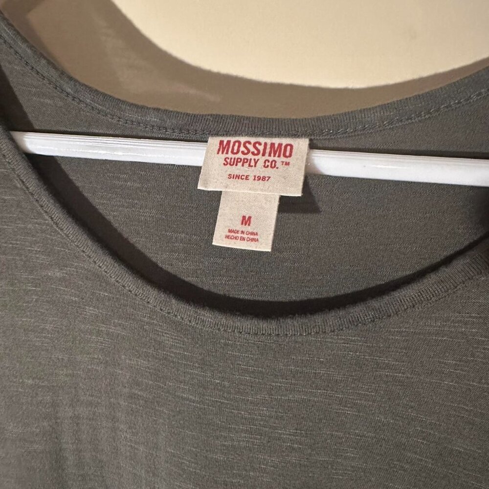 Mossimo flowy tee - Picture 3 of 3